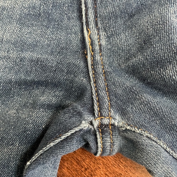 Aritzia Denim Forum Lola High Rise Skinny - Picture 6 of 6